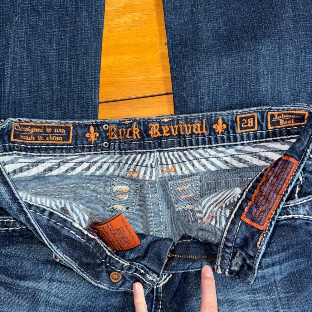 Y2K Rock Revival Johanna Bootcut Jeans Dark Wash Contrast Stitch Size 28 Cotton - Picture 3 of 9